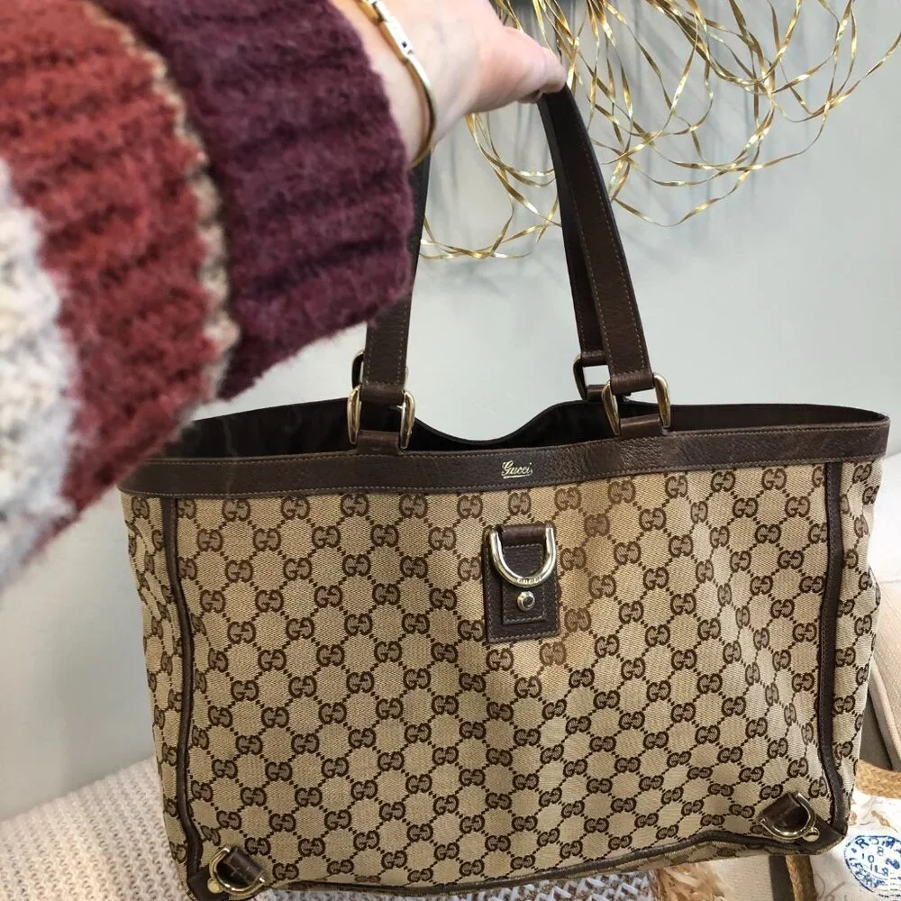 GUCCI Vintage Monogram Purse - Picture 7 of 13